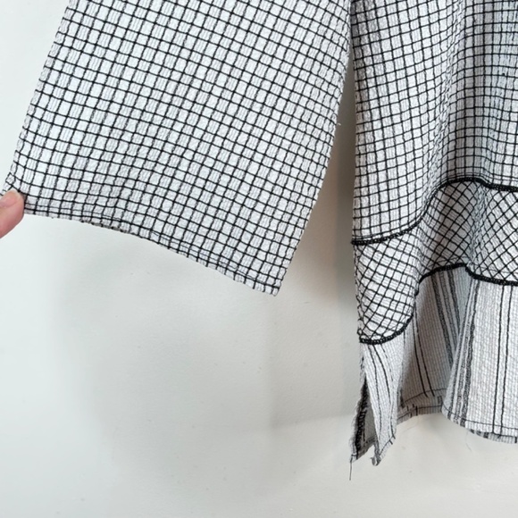 Habitat Boxy Tunic M 3/4 Sleeve Boho Lagenlook Mixed Print Black White Artsy - Picture 3 of 10